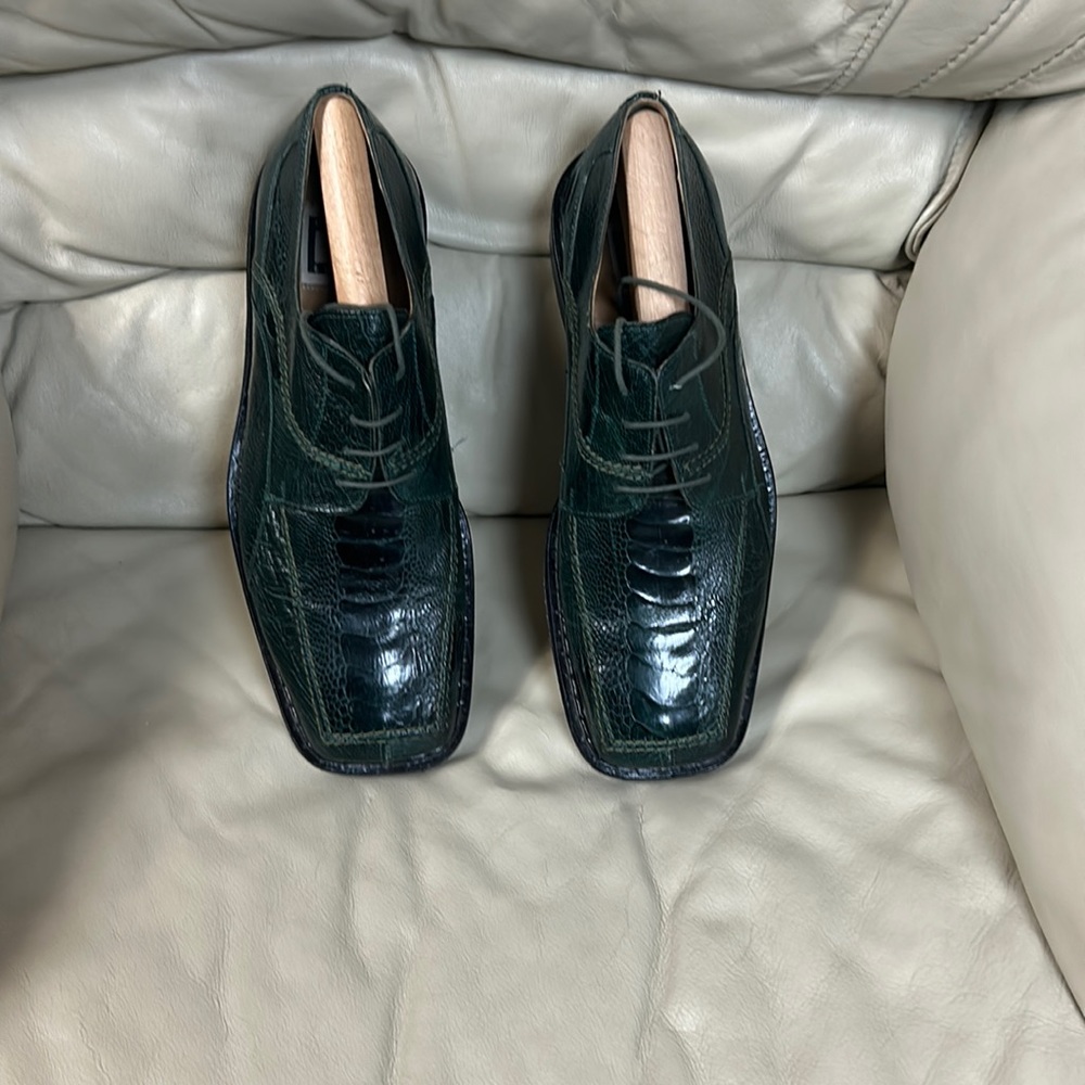Men’s green, David Eden, genuine ostrich leg size 10 1/2